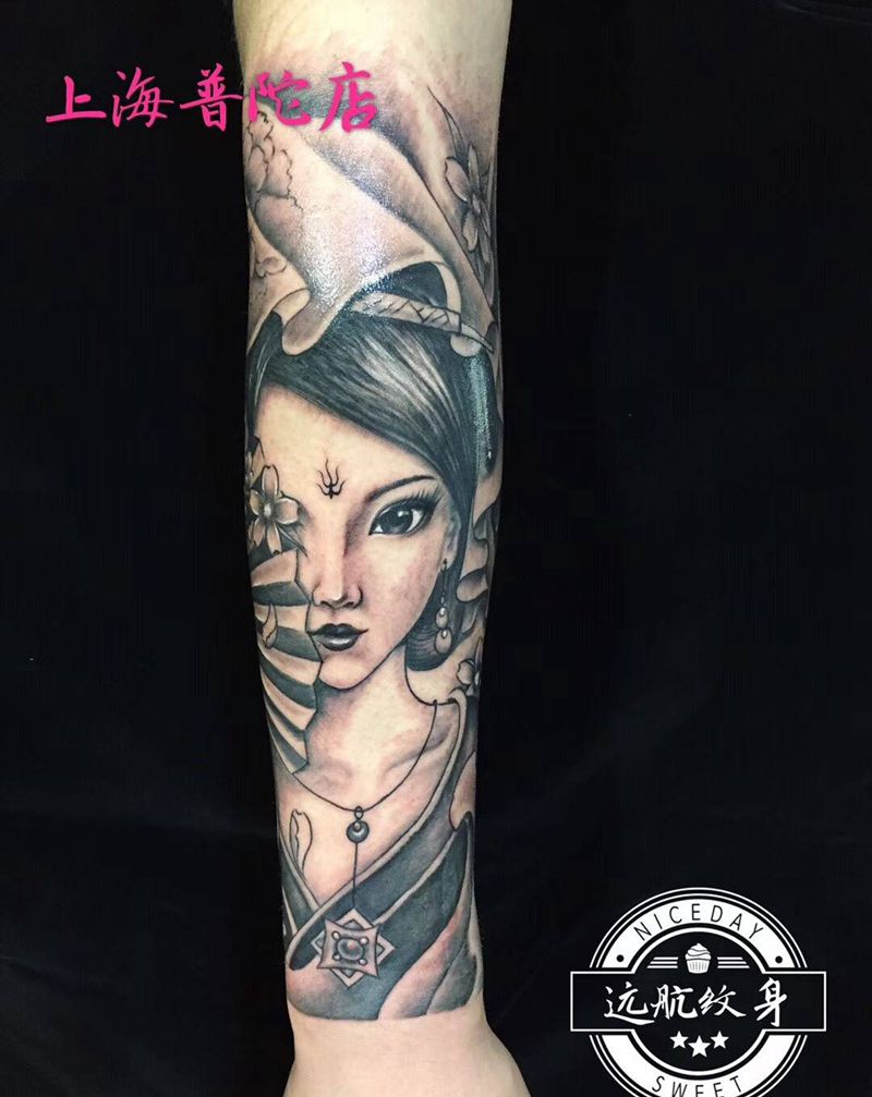 艺妓纹身纹身图片_成品手臂写实肖像人物原创纹身图案