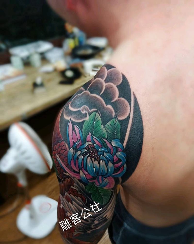 菊花 修改纹身图片_手臂新传统纹身图案