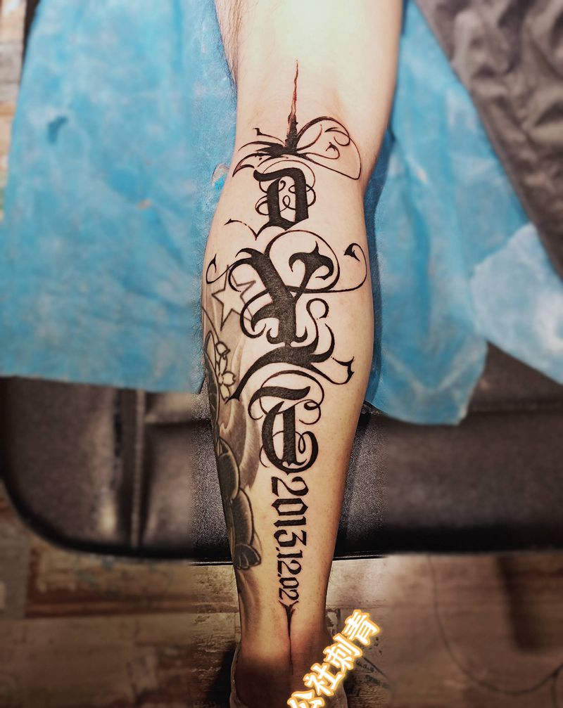 字母纹身图片_腿部图腾纹身图案