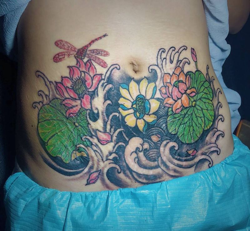 剖腹产疤痕妊娠纹遮盖纹身图片_腹部纹身图案