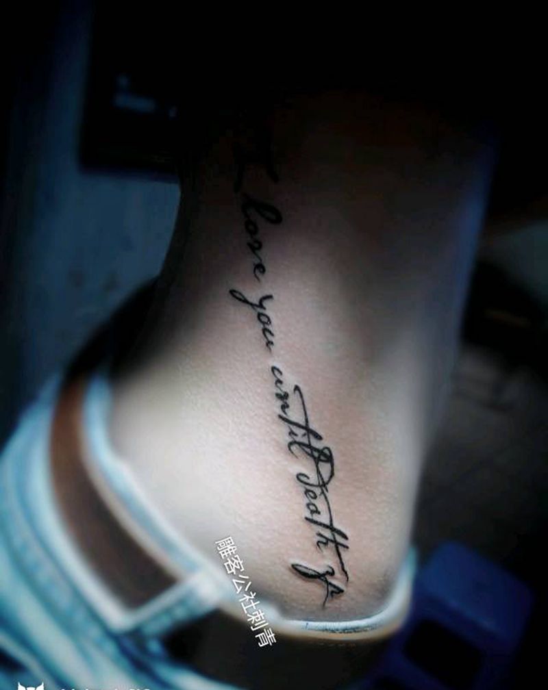 小清新纹身图片_背部腿部水彩花体字纹身图案