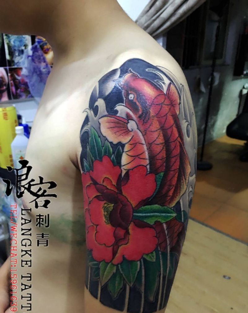牡丹鱼纹身图片