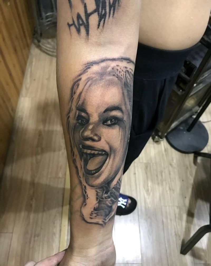 小丑纹身图片_手臂纹身图案