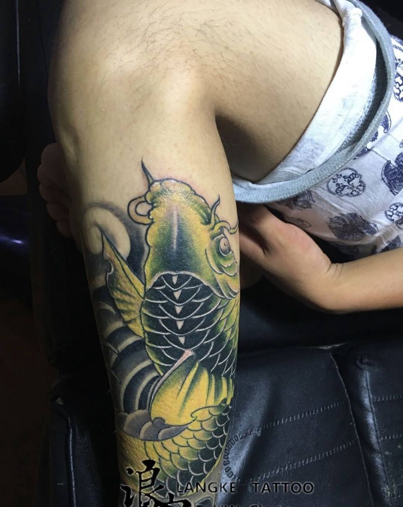 鱼纹身图片_成品传统动物腿部纹身图案