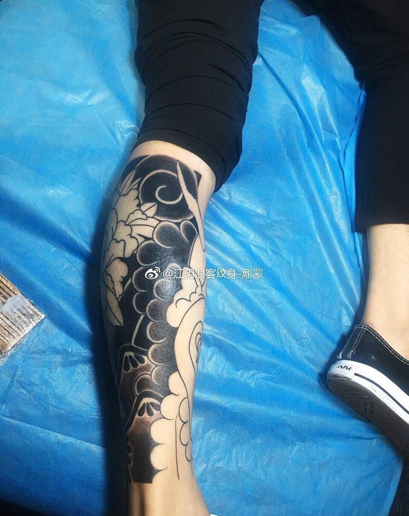 花腿的纹身图片_无锡江阴臀部胸部腹部原创纹身图案