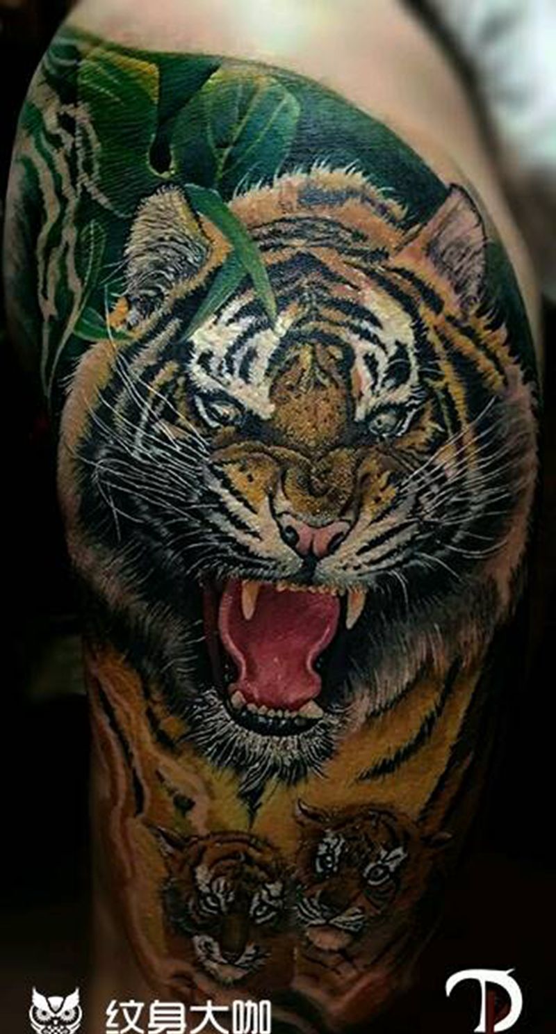 虎纹身图片_腿部写实动物纹身图案