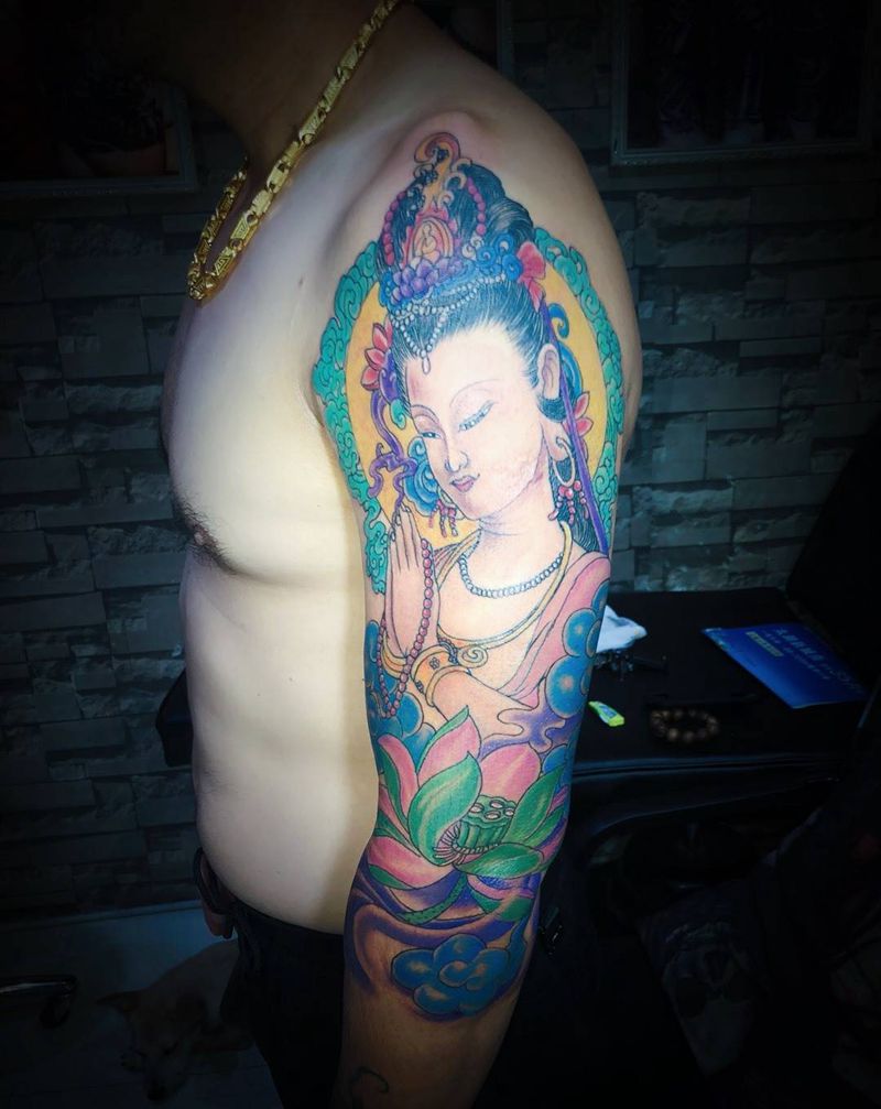 济世观音纹身图片_肩部新传统纹身图案