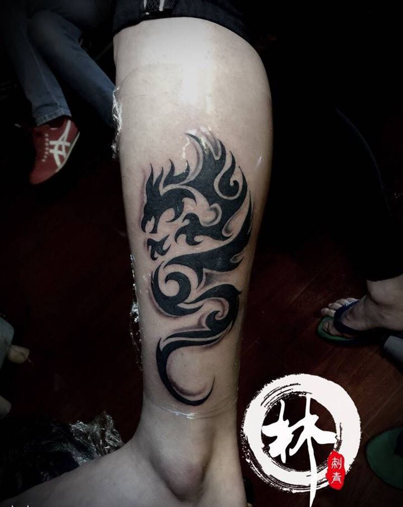 龙图腾纹身图片