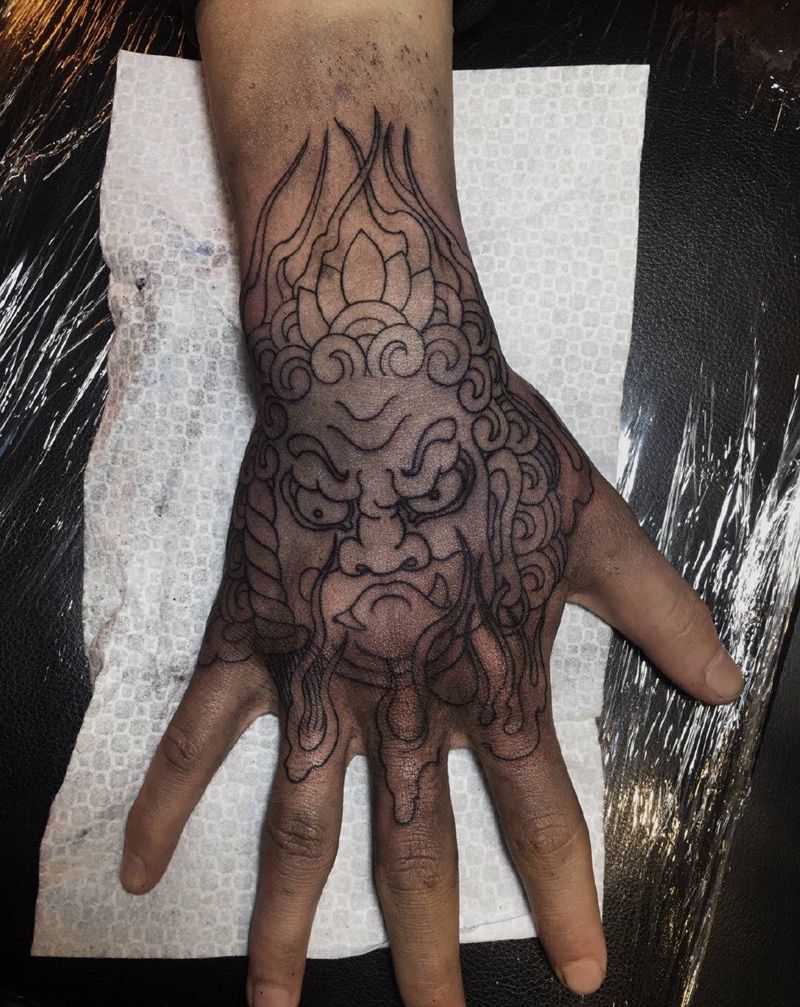 明王手背纹身图片