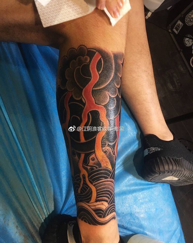 花腿纹身图片_成品脚部腿部无锡江阴传统纹身图案