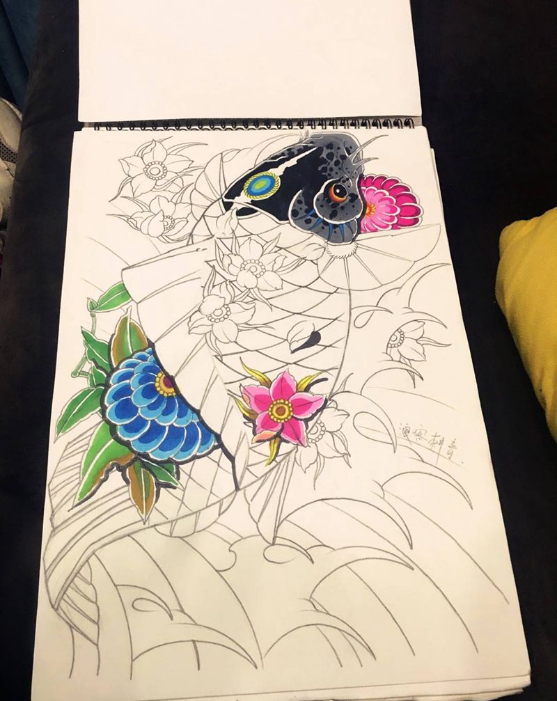 锦鲤未完纹身图片_手稿传统动物纹身图案