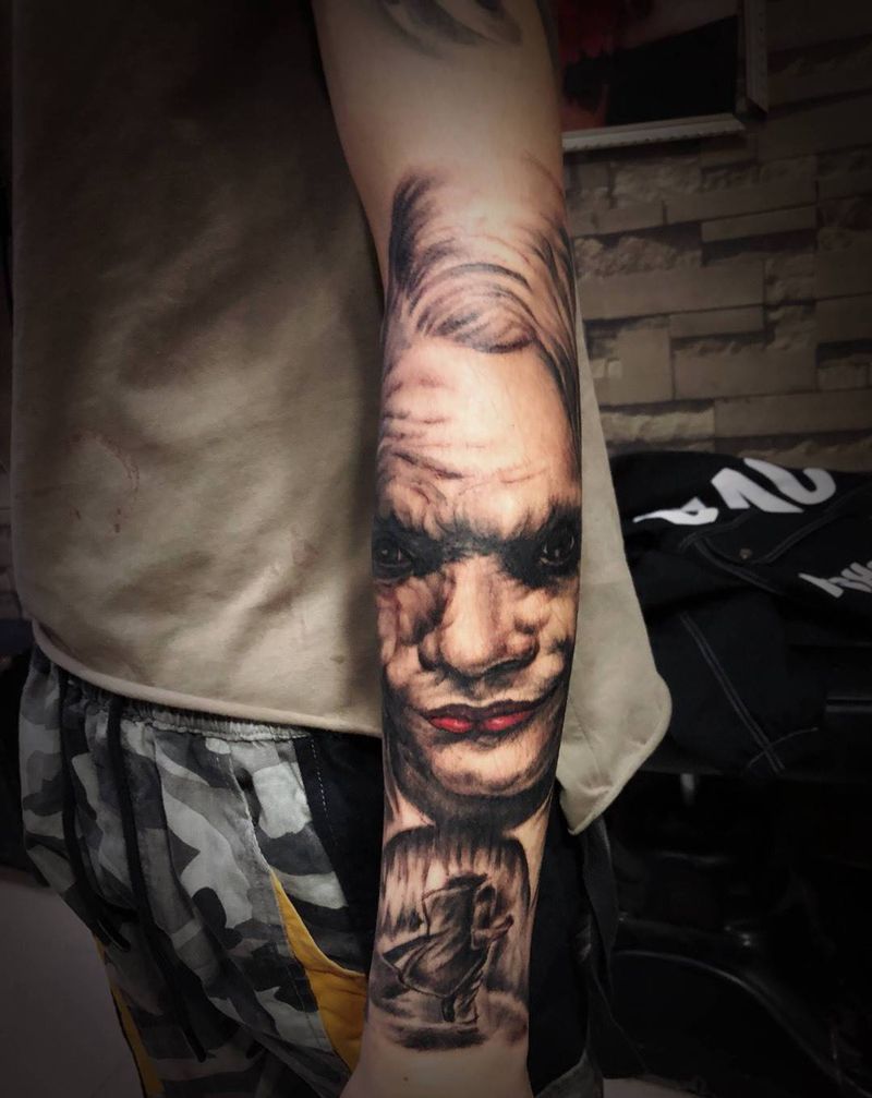小丑-希斯.莱杰纹身图片_手臂欧美写实纹身图案