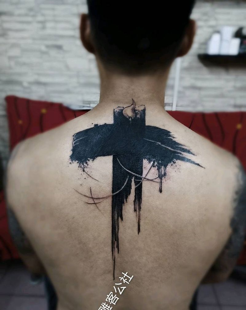 十字架纹身图片_背部水墨纹身图案