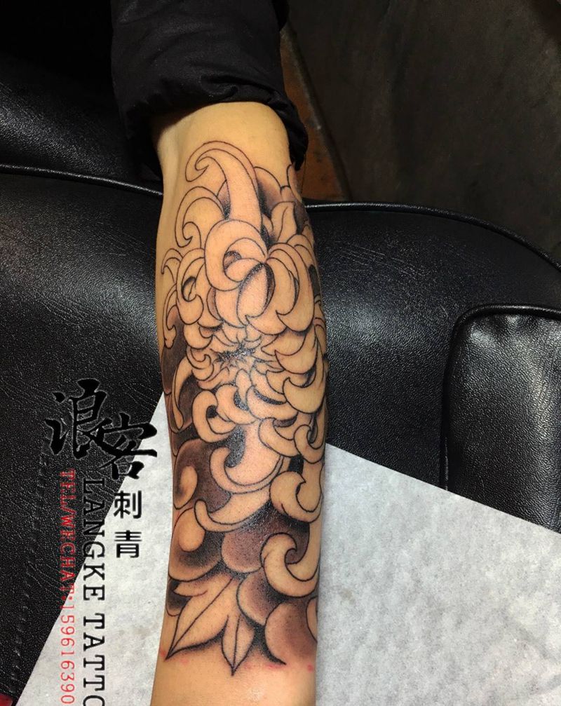 菊纹身图片_传统植物纹身图案