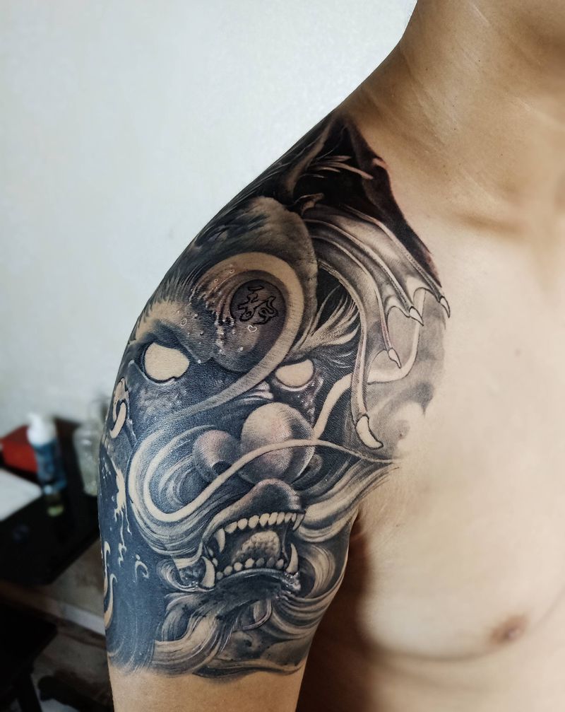 鳌鱼遮盖纹身图片_手臂新传统纹身图案