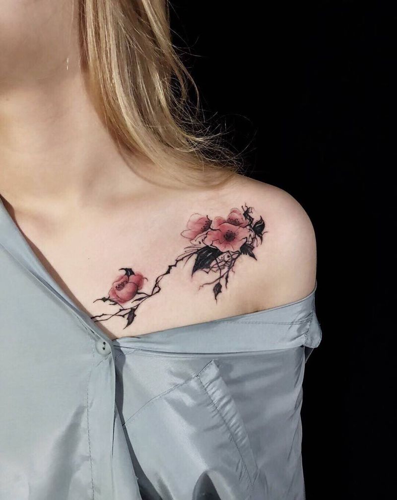 她叫小美纹身图片_胸部水彩纹身图案