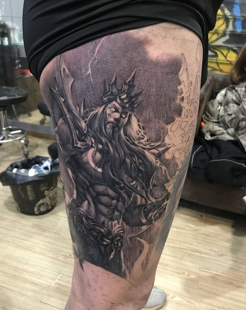 海王纹身图片_腿部欧美写实纹身图案