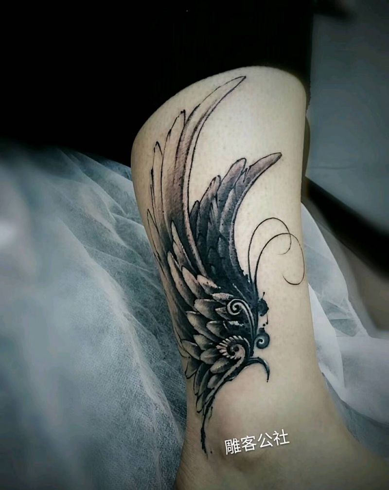 翅膀纹身图片_脚部原创纹身图案