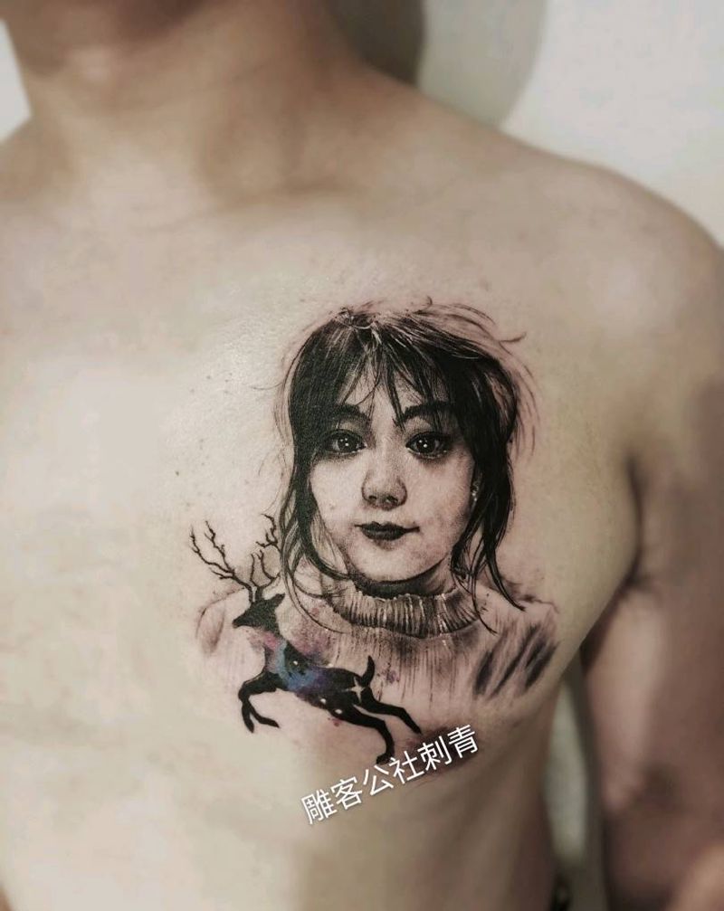 媳妇纹身图片_胸部欧美写实纹身图案