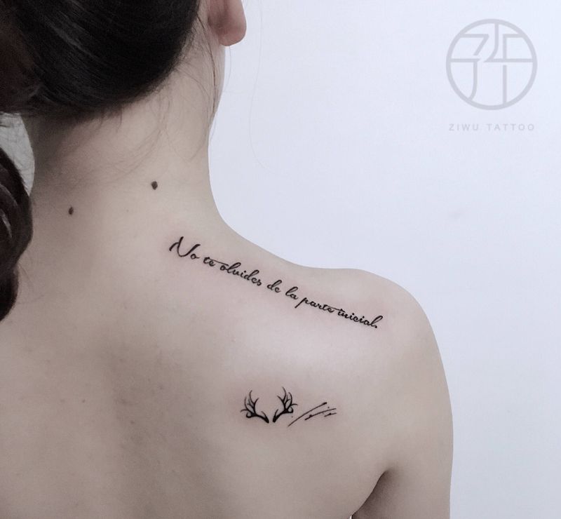 字母纹身图片_肩部纹身图案