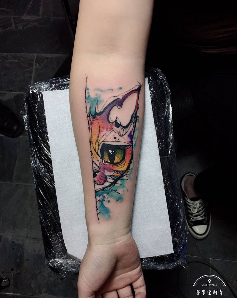 泼墨猫纹身图片_手臂纹身图案
