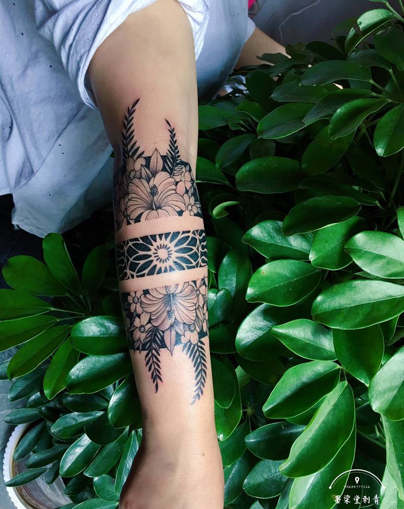 花纹身图片_手臂纹身图案