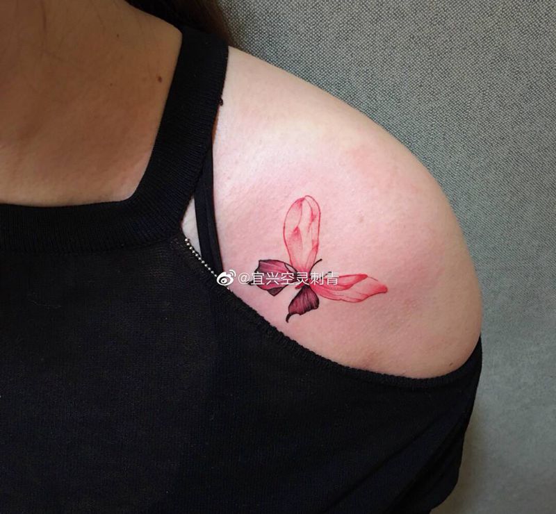 小清新纹身图片_肩部纹身图案