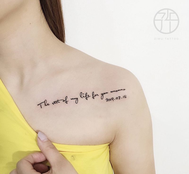 字母纹身图片_胸部纹身图案