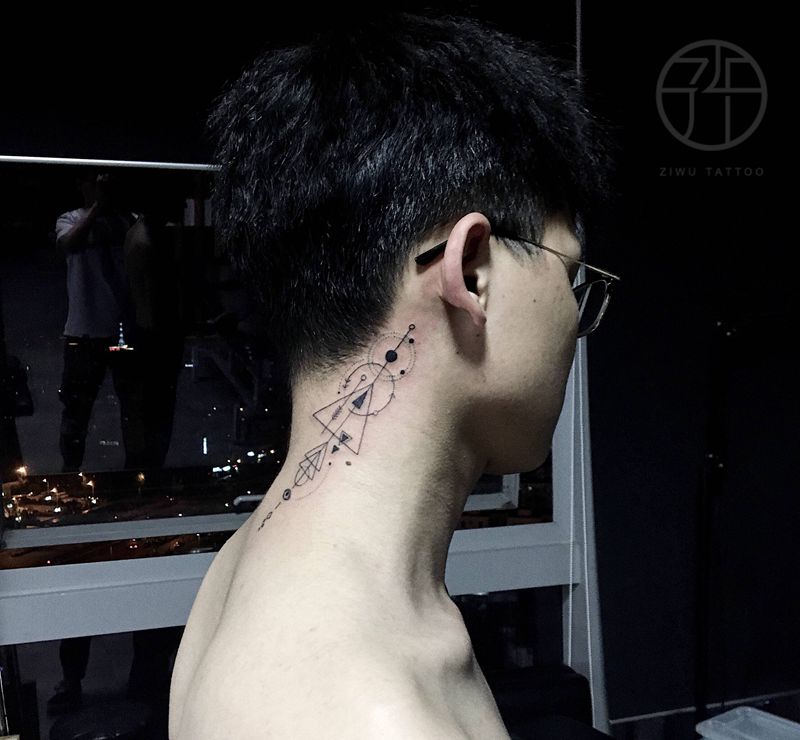 几何纹身图片_几何纹身图案