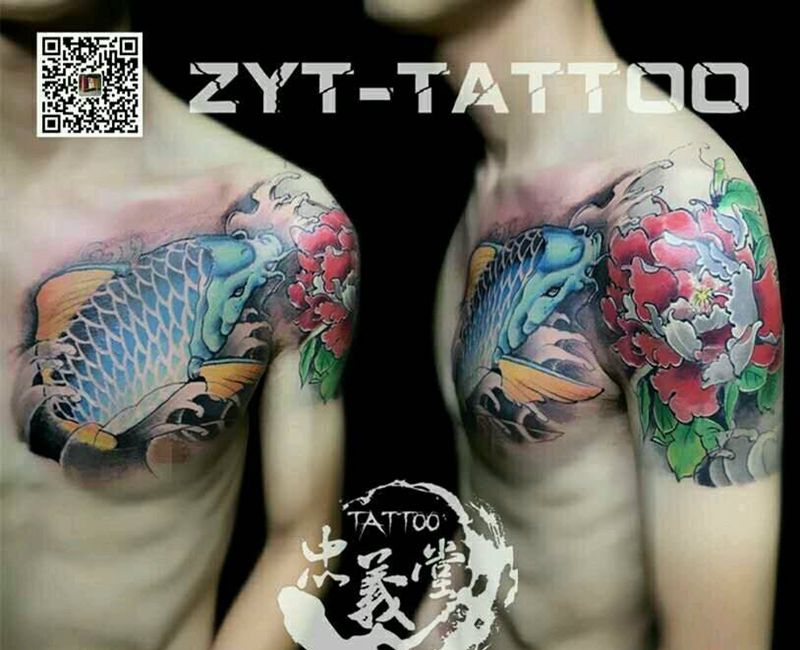 鲫鱼牡丹纹身图片