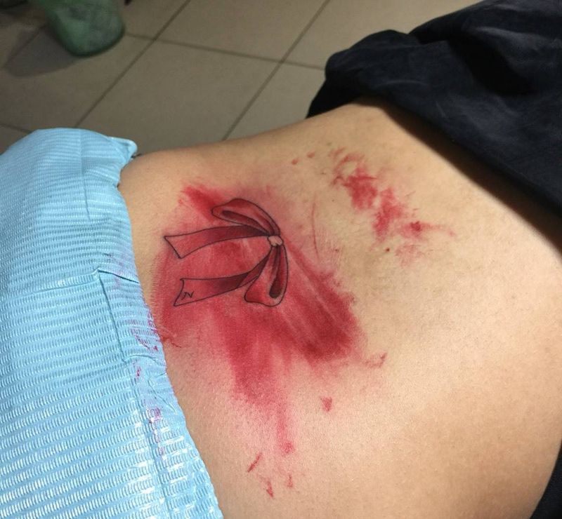 蝴蝶结纹身图片