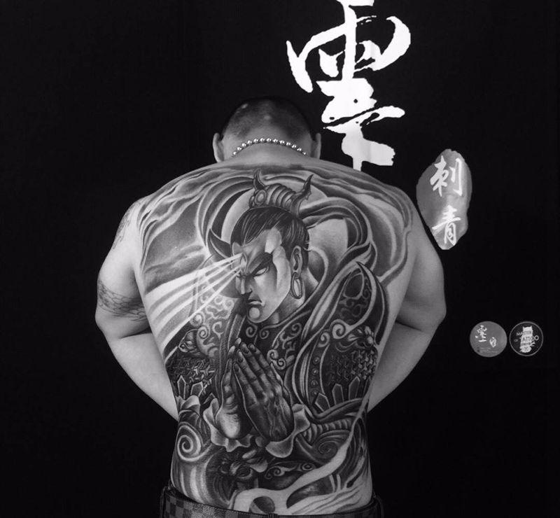 二郎神纹身图片_传统雨墨刺青宜兴无锡.背部纹身图案