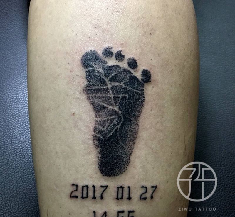 女儿脚印纹身图片