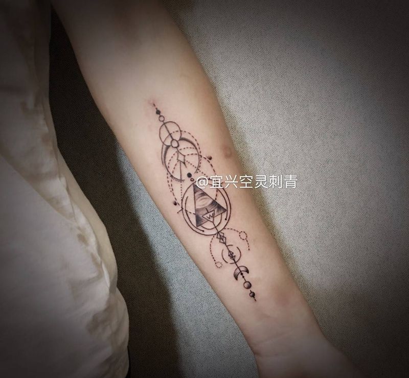 几何图形纹身图片