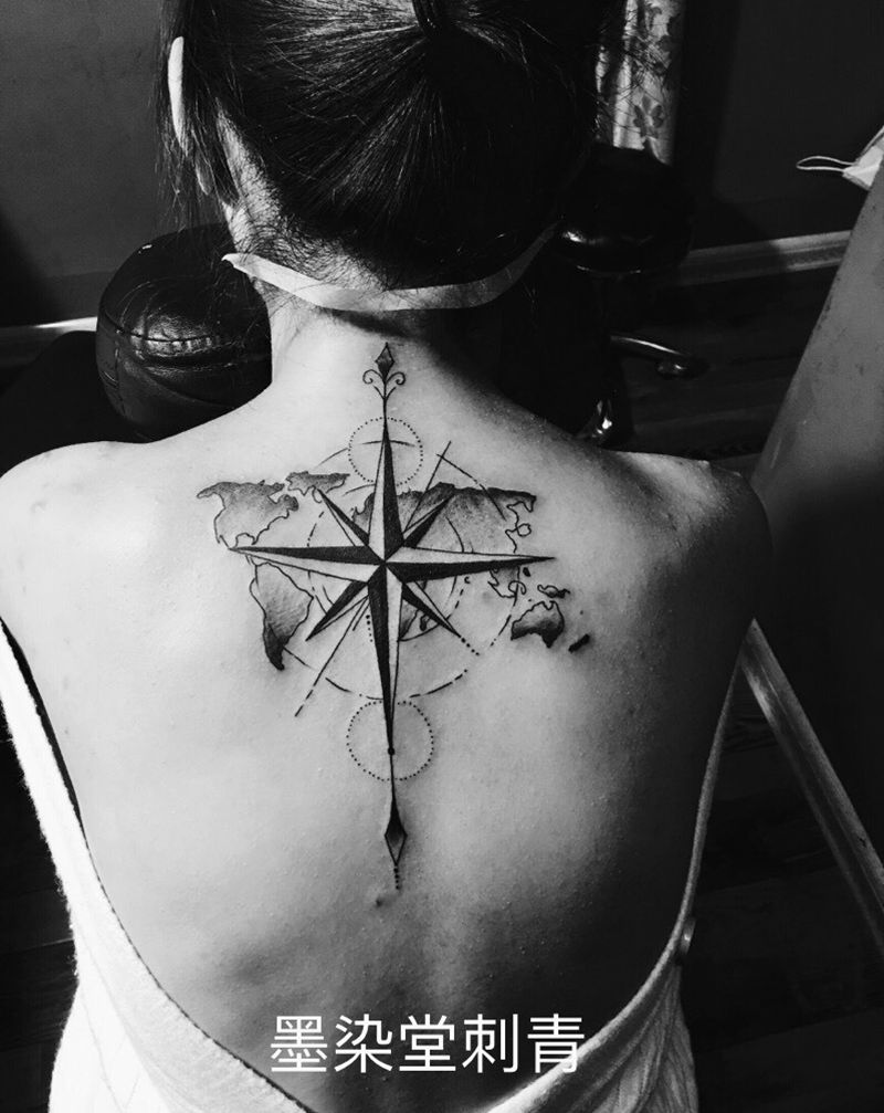 指南针纹身图片