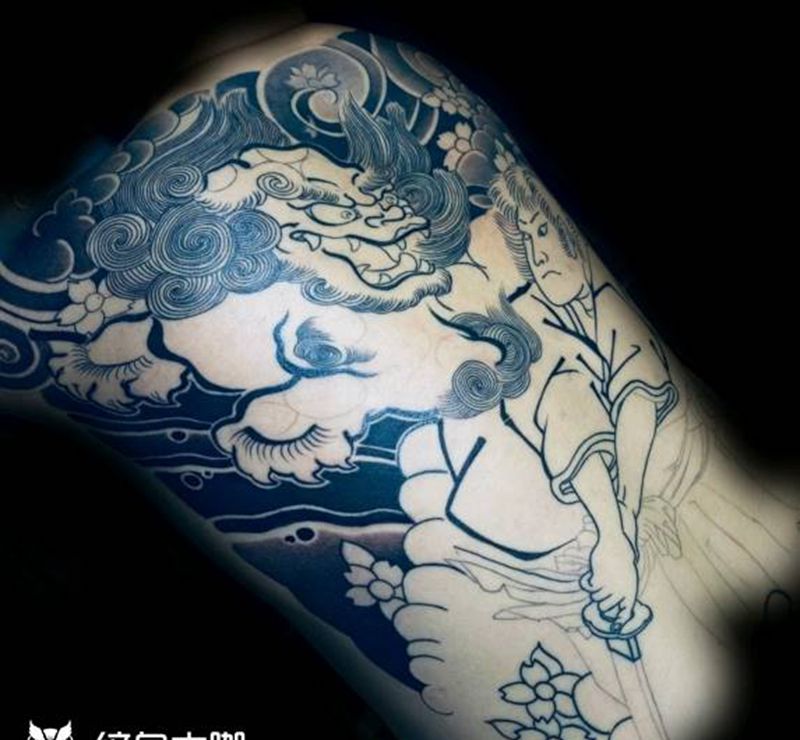 老传统福师满背纹身图片_背部老传统纹身图案