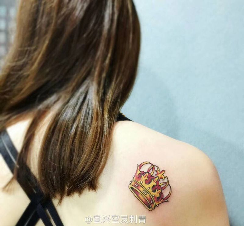 皇冠纹身图片