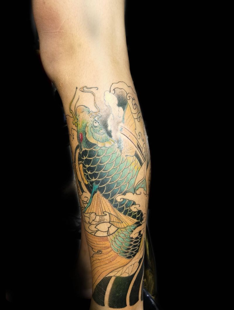 鲫鱼包小腿未完成纹身图片_腿部新传统纹身图案