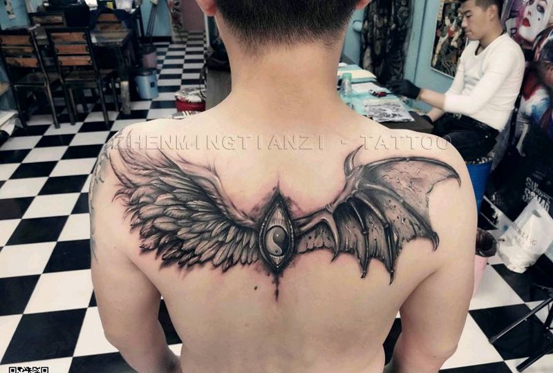 恶魔与天使纹身图片