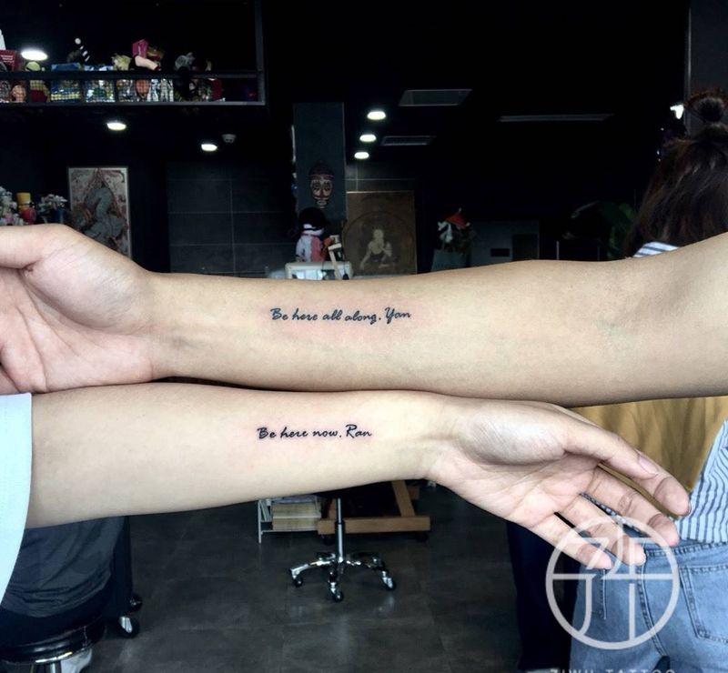 情侣小字母纹身图片