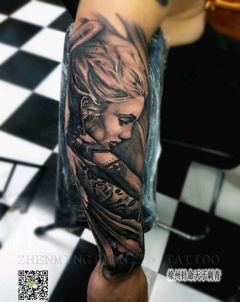 小臂 美女天使完工纹身图片