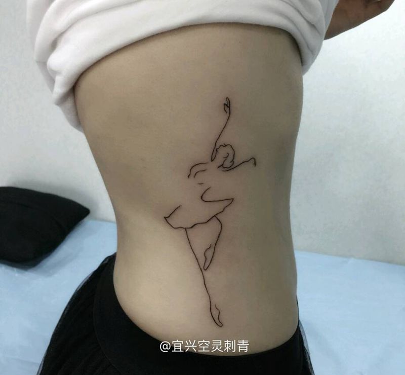 芭蕾女纹身图片