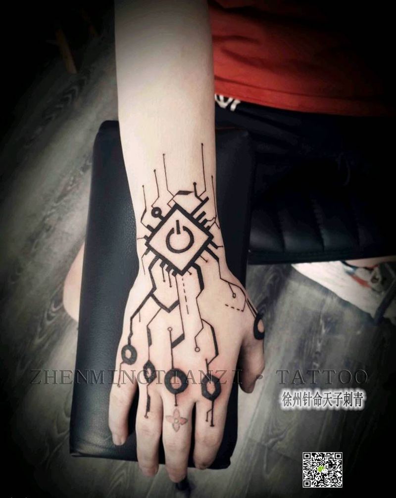 手面线路板纹身图片_手部纹身图案