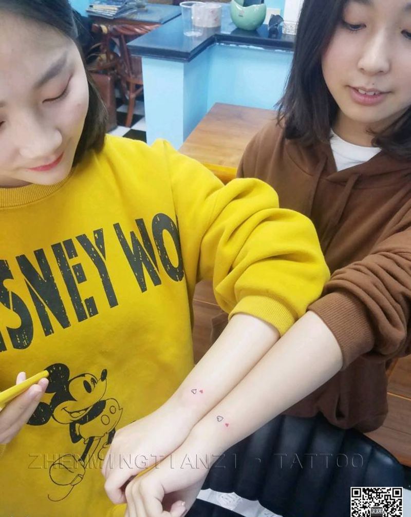 闺蜜小清新纹身图片