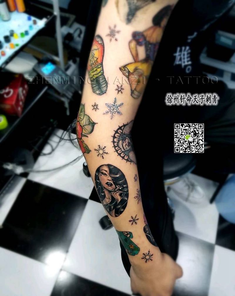 school花臂 部分结痂中纹身图片