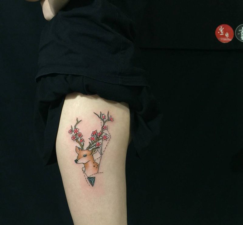 麋鹿纹身图片