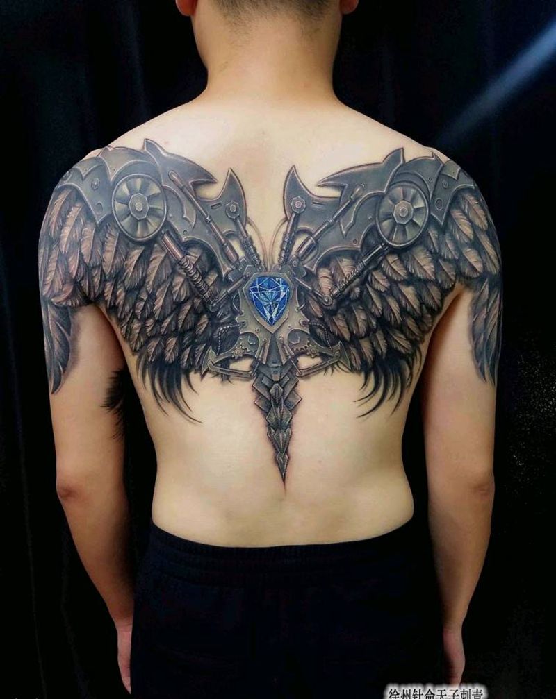 机械翅膀纹身图片_背部欧美写实纹身图案