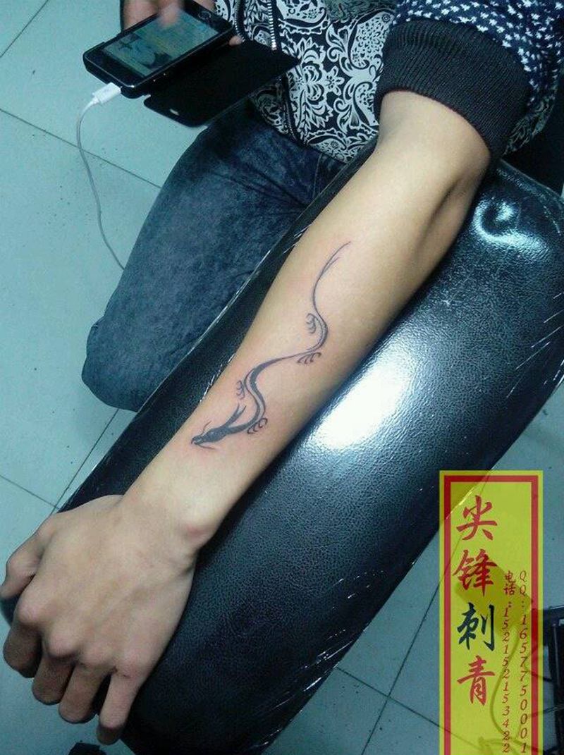 蛟龙纹身图片_手臂图腾成品纹身图案