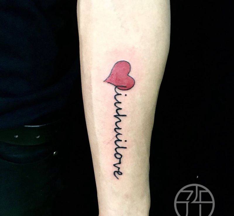 字母和小字纹身图片