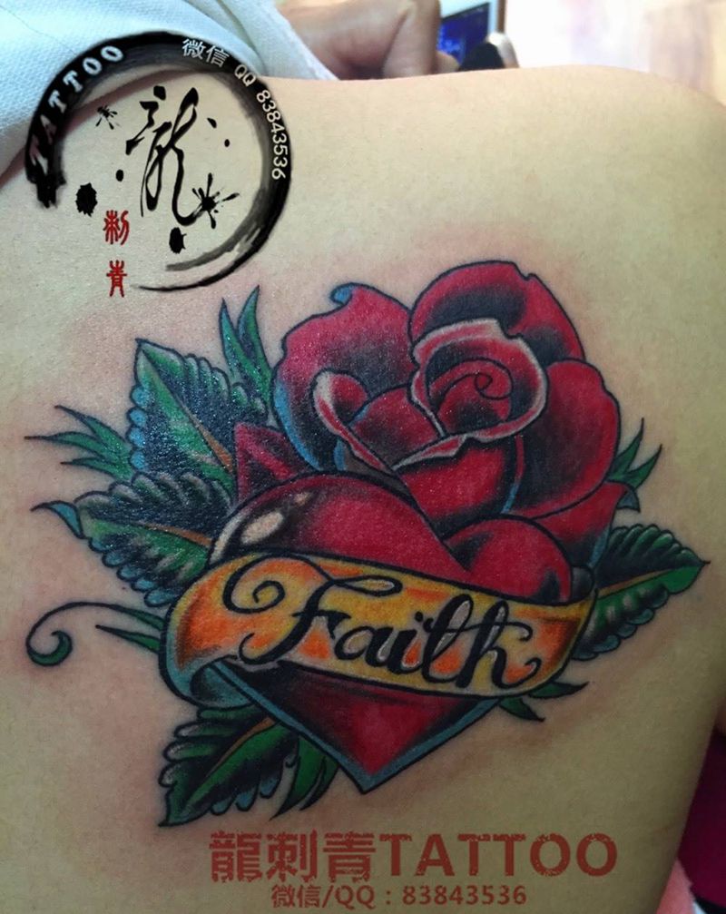 玫瑰纹身图片_成品肩部欧美植物纹身图案